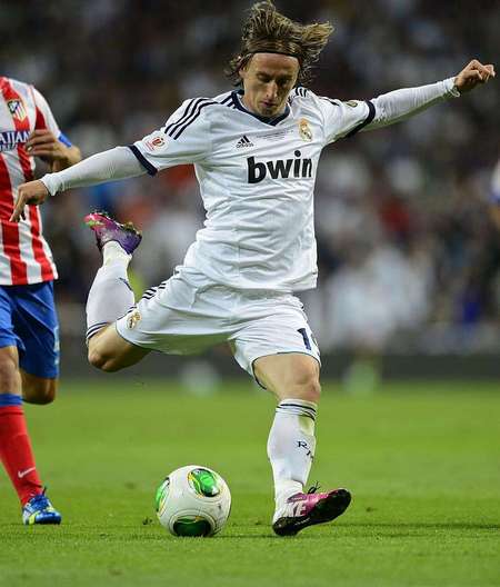 一己之力抹平分差！奎因第三节6中6狂轰21分5助攻