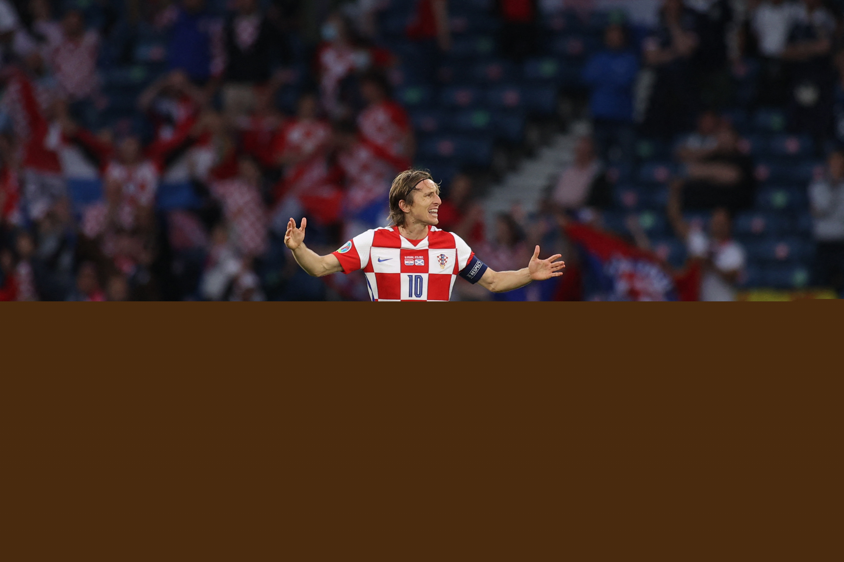 全市场：尤文和米兰正密切关注比利时17岁前锋穆泰巴