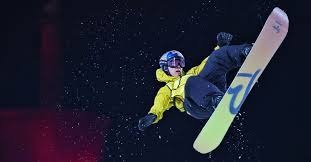 中场核心连续送出致命直塞