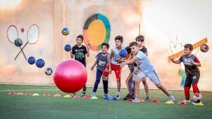 东契奇&詹姆斯半场合砍36分，无奈湖人丢70分落后12分