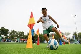 无聊到冲上热搜，《绝区零》的真实评价到底如何？